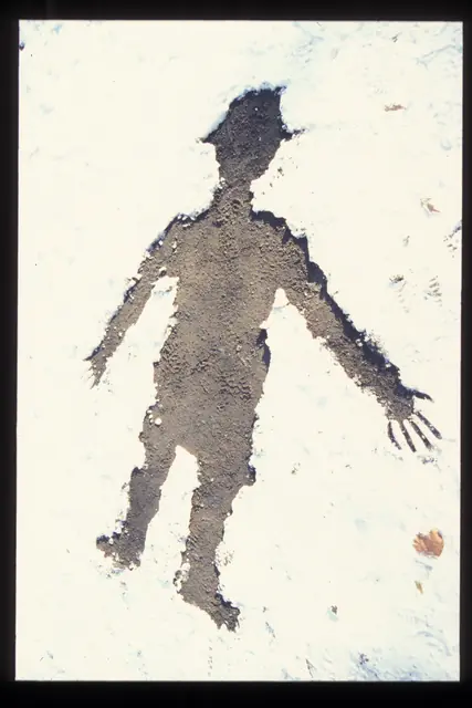 Photograph 6 of 6 of the drawing dedicated to Thomas Kuveikis.