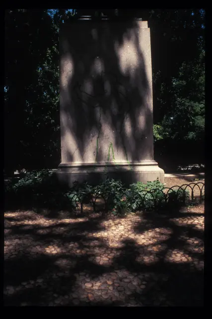Photograph 4 of 19 of the drawing dedicated to Paul Martini.